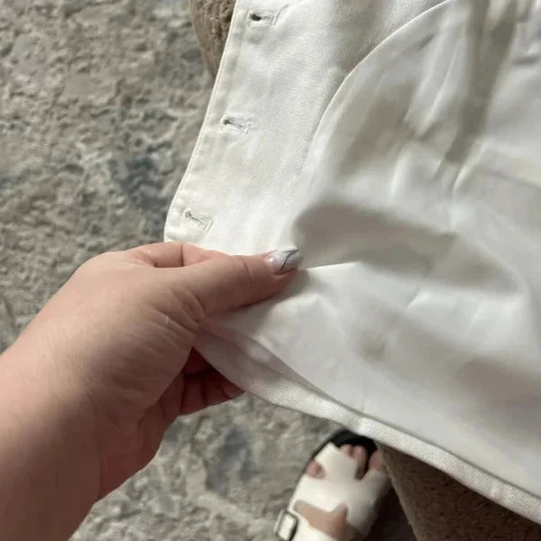 Conjunto Feminino em Alfaiataria - Colete e Shorts no Linho (Promoção Compre 1 Leve 2) Conjunto Feminino MRL-086 Miralleve 